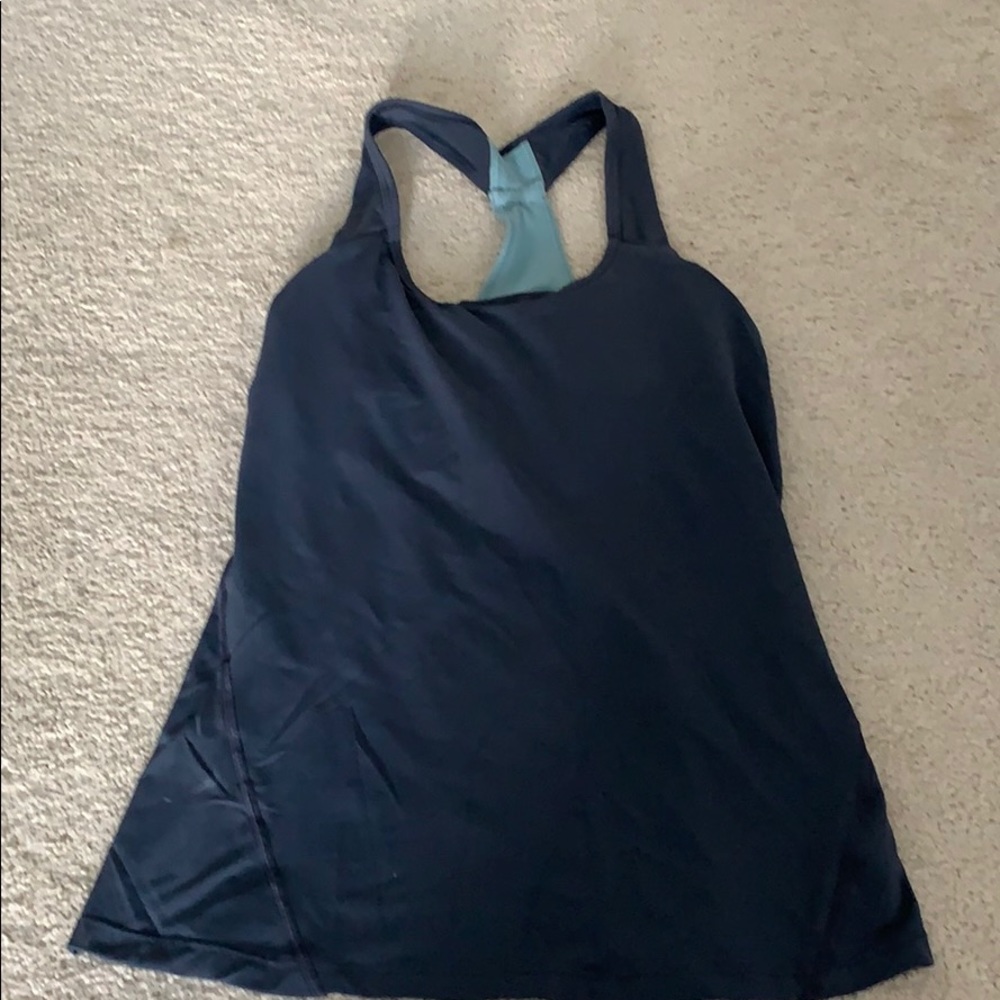 sports tank top
